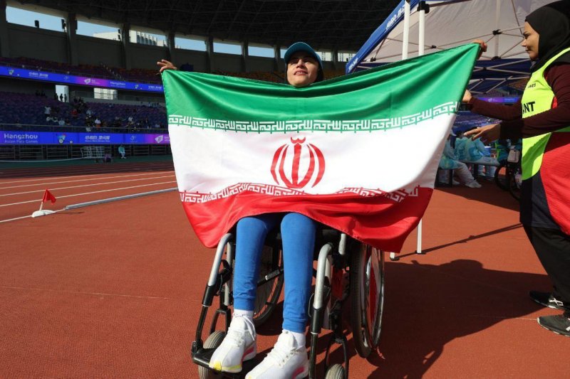 الهام صالحی 
