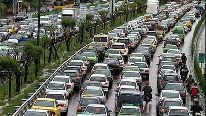آخرین وضعیت ترافیک جاده‌های کشور؛ کدام محورها پرترافیک هستند؟