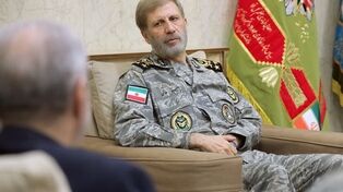 اللواء حاتمي: الصناعة الدفاعیة الوطنیة سند وظهیر لمیدان المعرکة

