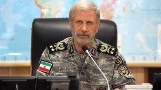 قائد الجیش: إذا ارتکب العدو خطأً آخر، فسیکون ردنا ساحقًا