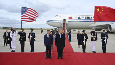 美国总统首次赴机场迎接中国国家主席