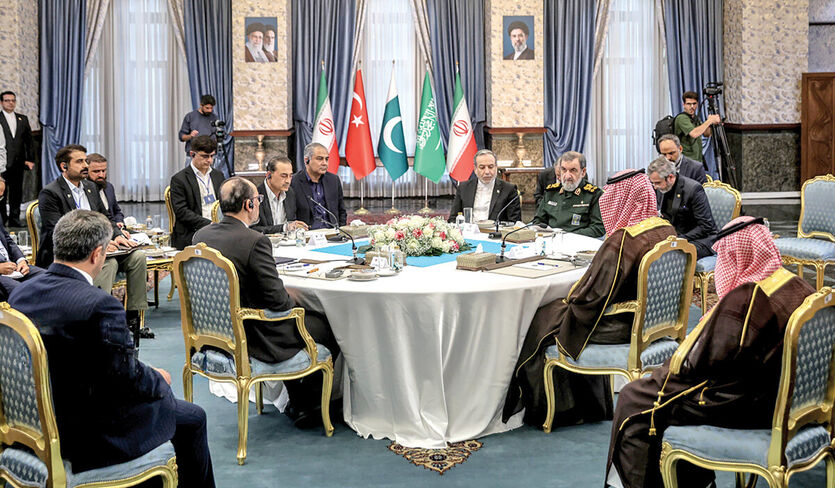 داخلی‌ها و خارجی‌ها درباره نشست تهران چه گفتند؟