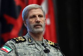 فرمانده کل ارتش از پزشکیان تشکر کرد؛ رئیس‌جمهور صدای ملت ایران بود
