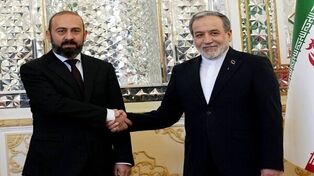 Armenian FM Mirzoyan meets with Araghchi in Tehran for talks