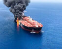 一天内7艘“违规”船只遇袭或触雷 外媒称伊朗加大力度向美施压
