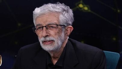 پاسخ معنا دار حداد عادل به دوگانه جنگ و مذاکره