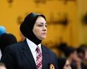 إمرأة إیرانیة تشارک فی تحکیم بطولة العالم للکاراتیه

