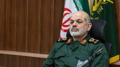 قائد الحرس الثوری: لا یحق لأی قوة من خارج الاقلیم التدخل فی امن مضیق هرمز والخلیج الفارسی


