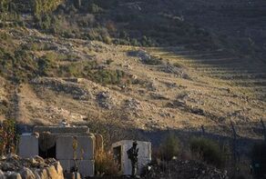 Israeli forces enter several settlements in southern Syria