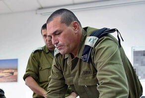 בנו של נתניהו מאשים את זמיר בהובלת 