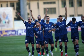 گل گهر موقتا صدرنشین لیگ برتر شد