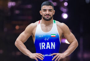 مصارع ايراني يتقلد الذهبية ببطولة العالم للمصارعة تحت سن 23 عاماً