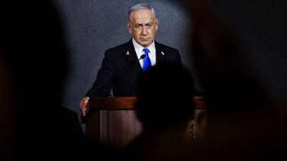 Netanyahu surrounded by reality and scandal