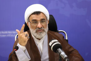هیچ کس حق لغو کنسرت‌ها را به‌خاطر سلیقه شخصی ندارد