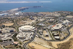 Rouhani Opens New Projects in Free Zones