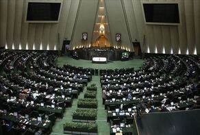 مراسم تحلیف نمایندگان میان دوره‌ای برگزار شد