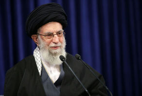 رهبر انقلاب: واکسن چه از راه واردات و چه با تولید داخلی باید تأمین شود/مسئولین با تصمیم قاطع، هر چه که میتوانند انجام بدهند