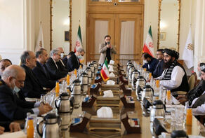 Acting Afghan FM and Iranian FM discussed bilateral ties