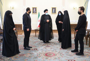 رئیس‌جمهور: دشمنان می‌خواهند واقعیت را وارونه و جای جلاد و شهید را عوض کنند
