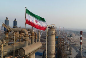 ايران تدشّن أول مصفاة لتكرير الخام في فنزويلا