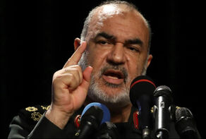 سردار سلامی: دشمنان ایران در توهم به سر می‌برند