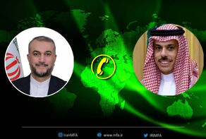 عبداللهيان وبن فرحان يبحثان مخرجات زيارات الوفود الفنية