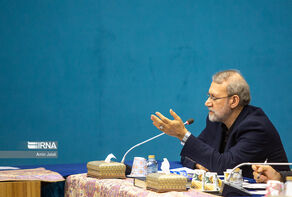 آخرین مواضع انتخاباتی لاریجانی؛ تحرکات سیاسی نمایندگان ادوار