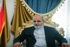 The meeting of Yemen's Ansarullah's spokesman with the secretary of Iran's supreme national security council