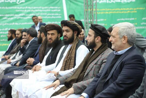 Afghan official says his country wants to expand trade with Iran