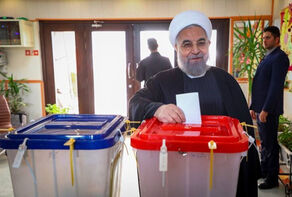 «حسن روحانی» رای خود را به صندوق انداخت