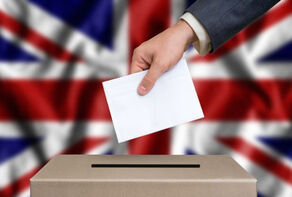 Conservatives struggle as economy recedes