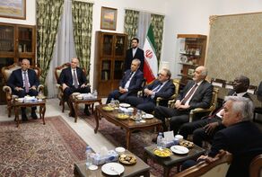 Diplomats discuss Palestine in Iranian Embassy in Moscow