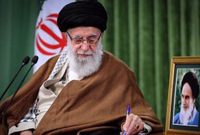 Leader hails Iranian nation for 'brilliant job', greets president-elect
