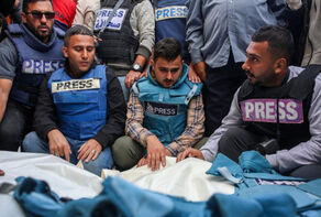 صادم..الاحتلال الإسرائيلي يحوّل غزة الى مقبرة الكوادر الطبية