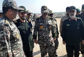 قائدا الدفاع الجوي للحرس والجيش يتفقدان القدرات الدفاعية للجزر الجنوبية