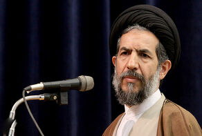 خطيب جمعة طهران: الحفاظ على الوحدة هو منطق مدرسة الإمام الصادق (ع)
