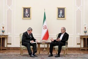 Iran keen on expanding ties with Turkmenistan in energy field