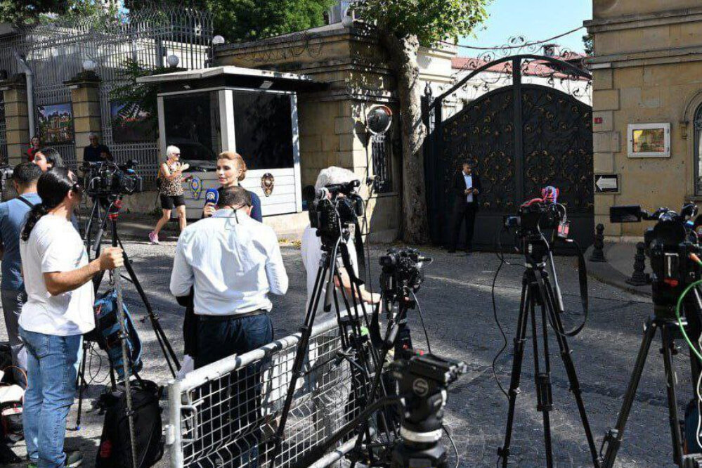 Iran-Europe Duel in Istanbul; Shadow of 12-Day War Over the Negotiating Table