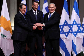 הישות הציונית קשורה ברית עם שתי המדינות הללו נגד טורקיה.
