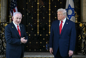 דיפלומטיה או מלחמה? איזו גרסה של המשא ומתן של טראמפ מכין נתניהו בארצות הברית?