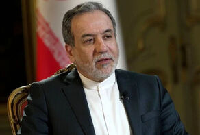 阿拉格奇对无能且被边缘化的欧洲的批评
