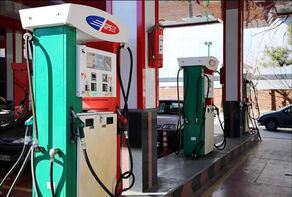 کاهش چشمگیر مصرف بنزین در کشور؛ جایگاه‌ها خلوت‌تر شدند
