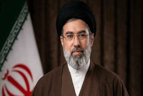 'Resistance Economy in Light of National Unity, Security': Leader announces slogan of New Year