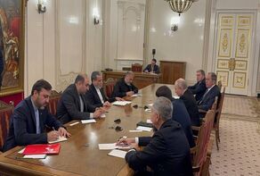 Iranian FM meets with Russian President in St. Petersburg