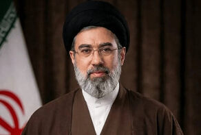 معلمان و کارگران ستون فقرات عرصه فرهنگ و اقتصاد هستند