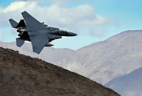 Как получилось, что американский пилот истребителя F-15 дважды потерпел крушение во время войны против Ирана?