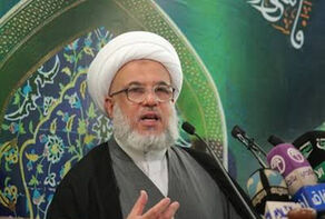 چه کسی در کربلا بر پیکر رهبر شهید نماز می‌خواند؟
