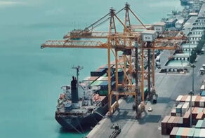 هل يؤثّر العدوان علي جسر للسكك الحديدية شمال شرقي ايران على حركة الصادرات؟