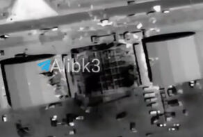 الحرس الثوري ينشر صوراً لحظائر طائرات إف-15 وإف-16 الاميركية المدمرة في الأردن