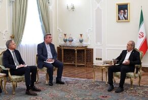 Pezeshkian calls for rebuilding trust in ties with Germany